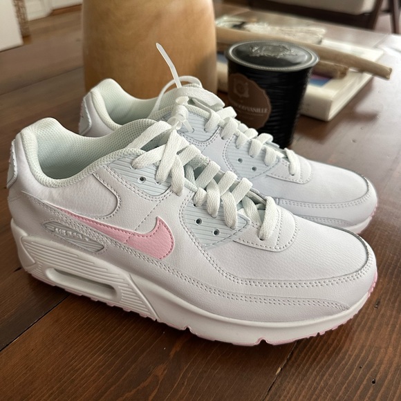 Nike Shoes - NEW Nike Airmax 90 white and pink sneakers